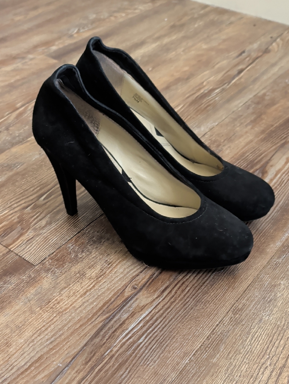 Adrienne Vittadini Black Suede Pointed-Toe Pumps